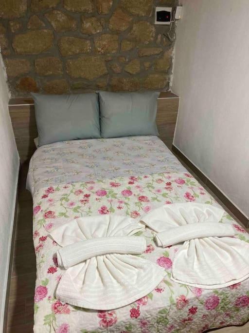 Mikraki Apartment Kalambaka Bagian luar foto