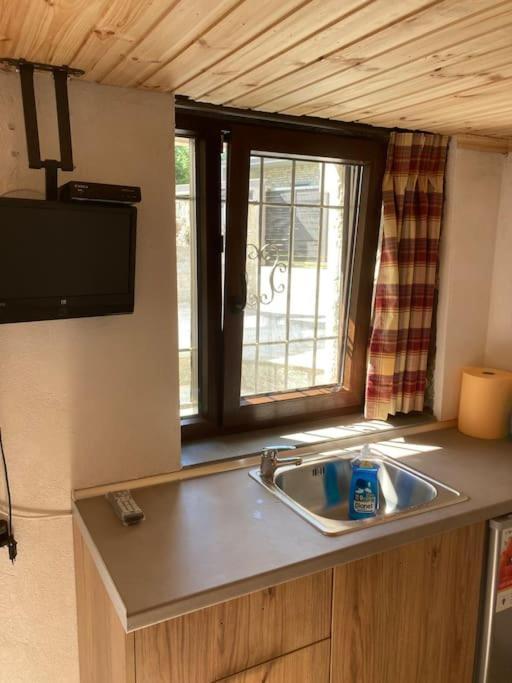 Mikraki Apartment Kalambaka Bagian luar foto
